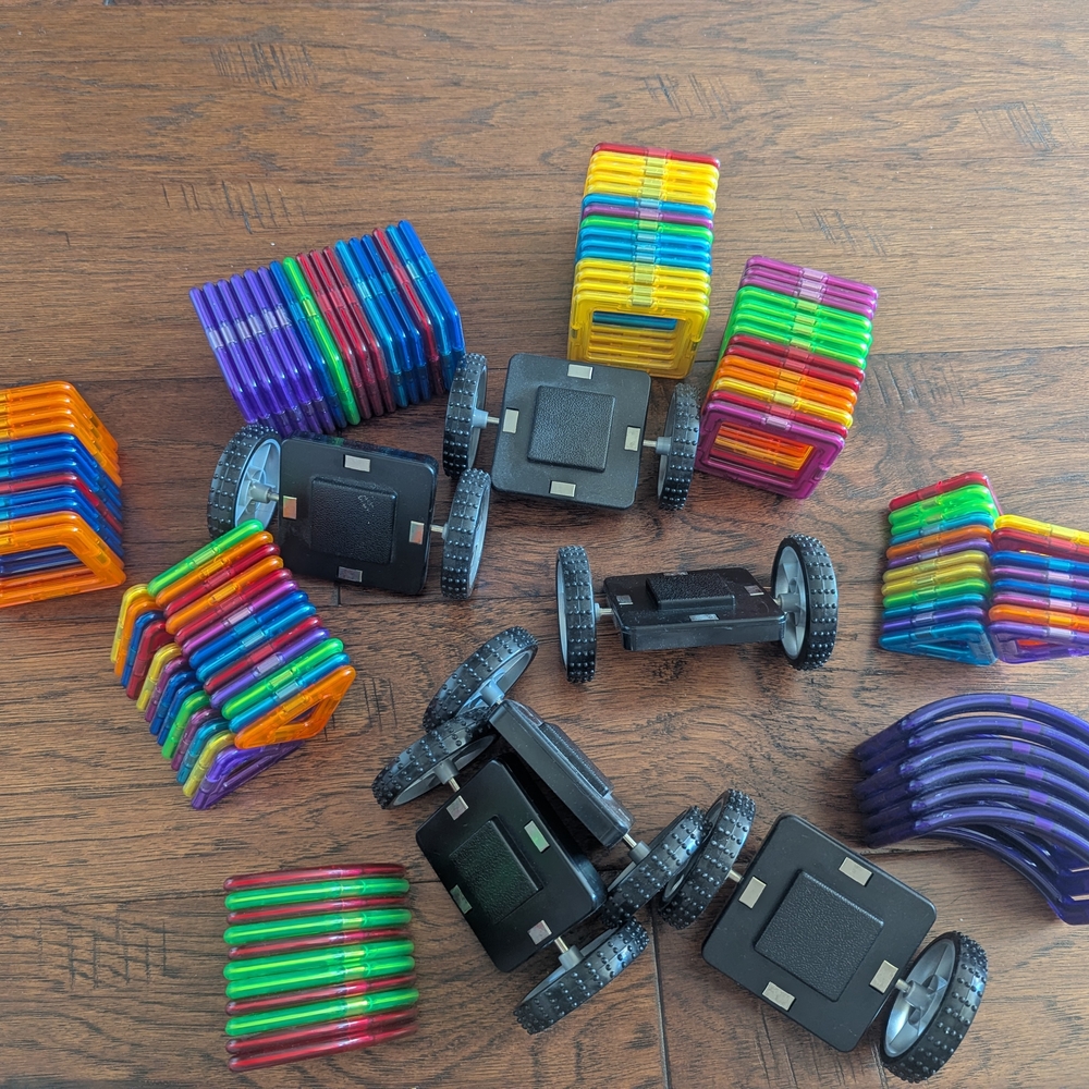Magnetic Building Blocks Set - Multicolor - Picture 2 of 3